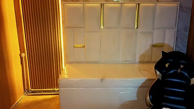 Majo_tf - SPREAD PUSSY 👅