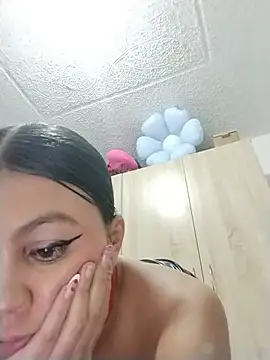 Juliet_Nasty - Ass and tits show