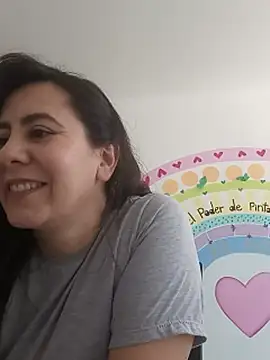 Sophie_tyler1 - Show tits