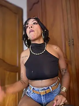 NovaFoxx - BIG SQUIRT 💦