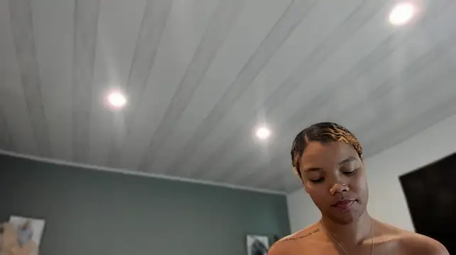 IsabellaReinaa - masturbation