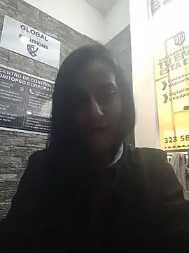 ALEJANDRA__28 - 2 FINGERS IN VIRGIN ASS