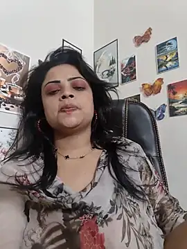 Pinky-2 - Oiling My Sexy Pussy Hole