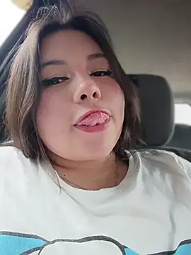 Lucy_blush - to pinch nipples +toy ctrlx90secs