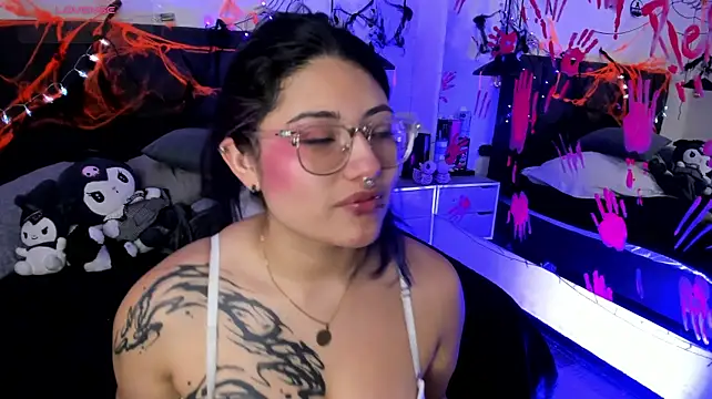 SabrinaV_ - control toys x2