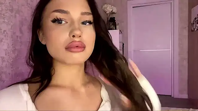 ShantellBuhrman - Make my top wet