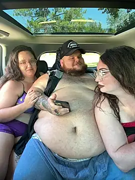 ANNIEandHUNNIE - Fuck Show “in public” creampie