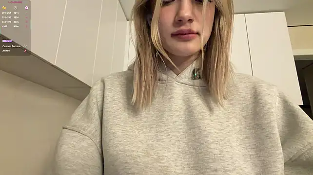 Carolini_i - TICKLE PUSSY THROUGH PANTIES