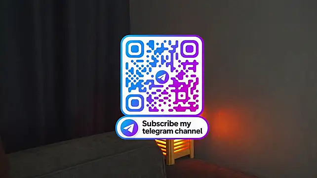 SallieLenorud - Change my panties