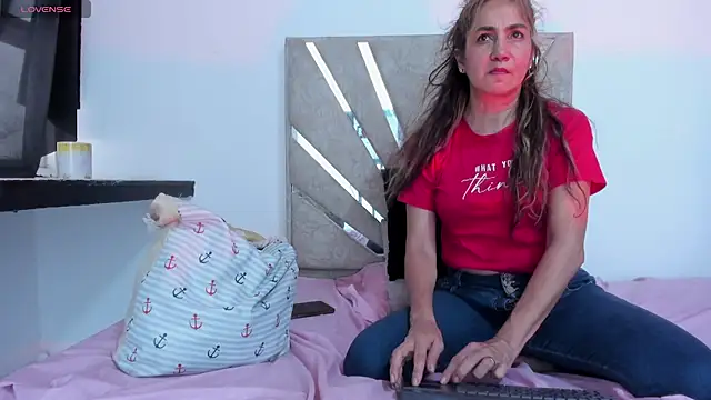 Aleskahoffman1