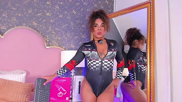 NahiaraReina - vibrate my pussy 🔥🥵