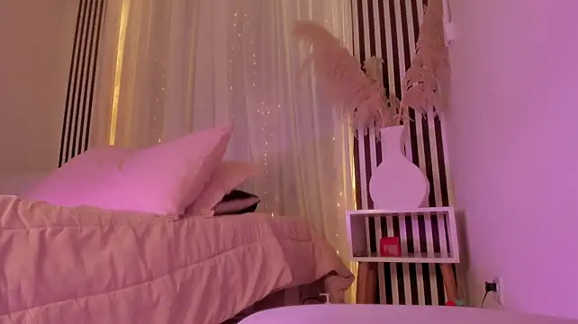 Samaantha-White - ✮ Fingering pussy💦🥵