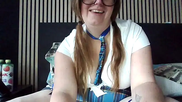 Forbiddencurves2026 - Love lush 1 min