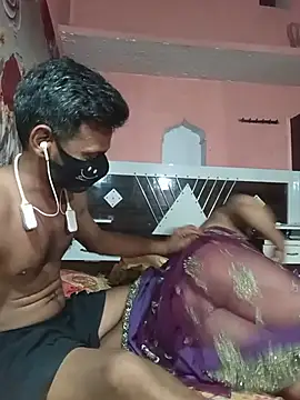 Hot_Indiancpl