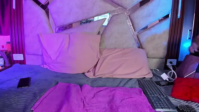 van_angel_'s Live XXX Chat