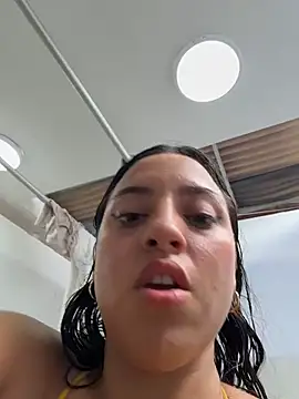 MeggyMae_ - Oil tits 🍒💧
