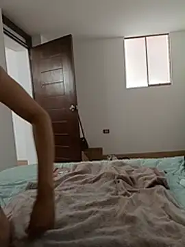 Milenathosom - Show off your round butt 🍑