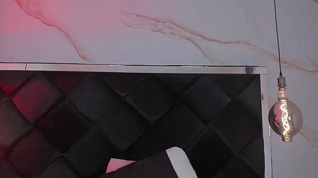 AngelaaCute_ - Spank the butt 5 times 🍑