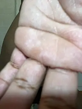 Incognitobdy - MAN PLAYIN WITH MY PUSY VID TO LAST TIPP