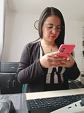 Paolitha25 - 😈 take off My panties and masturbate🔥