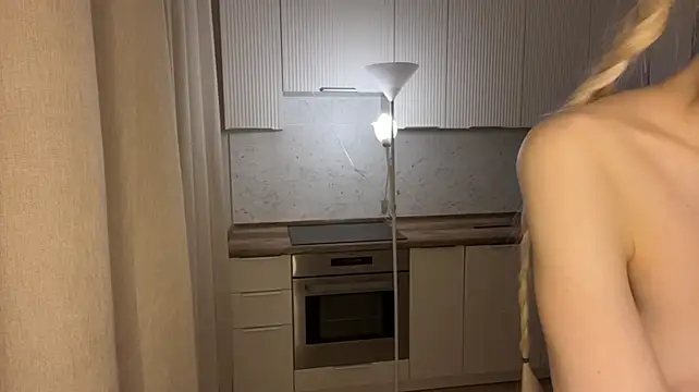 Mililluu - take off my panties