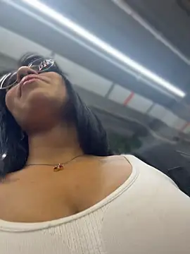 AlaiaStearling_ - spitting tits