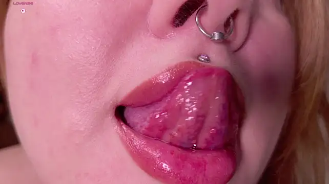 Ooopsitscandy - take off top+ nipple clamps on
