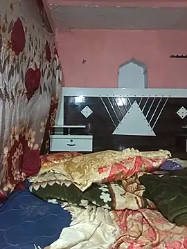 Hot_Indiancpl