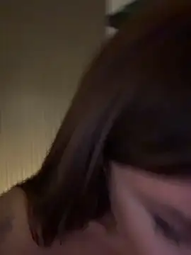 JessycaFlame - Ride dildo +squirt