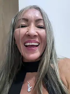 _Nicoletteshea_ - show tits and slap x 2