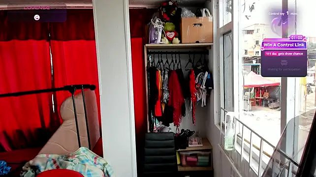 Brenda_Berck_ - Open ass smell finger