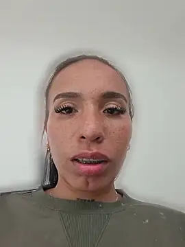 Marly_lovee - Spaking the buttocks