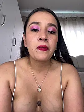 ChloeSaint_ - Show tits