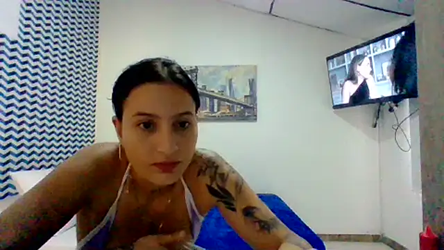 Naiely_Naides - MORE SQUIRTING TSUNAMI+ control 1 min