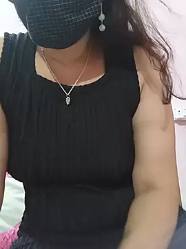 Honey_Babe06 - Changing clothes in public