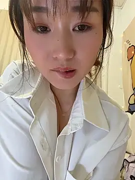 Dian-Sex - 带上乳夹并M腿展示（文明调教不白嫖，从你开始）