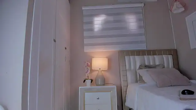 Isabela__x - SEXY NAKED
