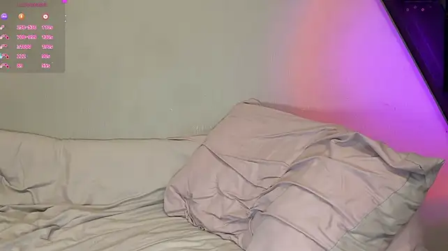 _ifyouwant - 🧊melt ice on my nipples🧊