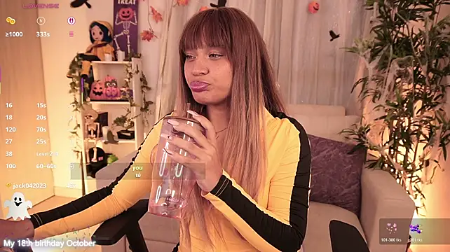 Natty_romanof_18 - play pussy dildo in missionary 💜