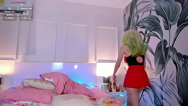 Hada_Magica - spank + rub ass and clitoris 💥🥵💋