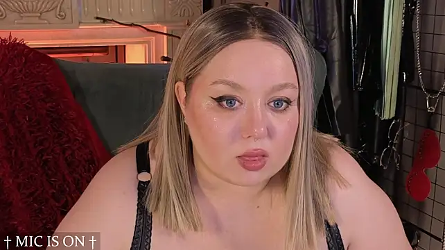 Sadisticbabe - Worship my heels