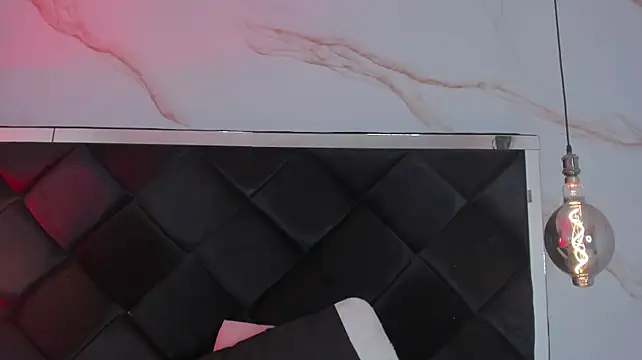 AngelaaCute_ - Spank the butt 5 times 🍑