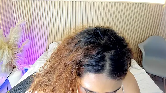 Your_big_ebony_goddness - BBounce tits