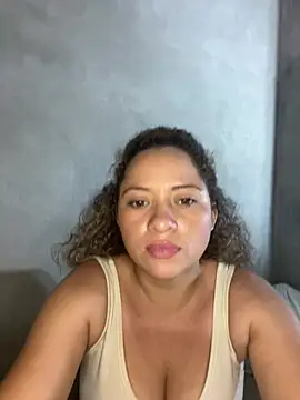 Jannieth - Keep me aroused.