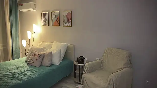 Ellewaay - Change my outfit somthing sexy