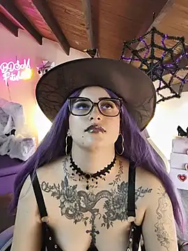 LilithDark666 - Gag in mouth +3 min lush😈💦