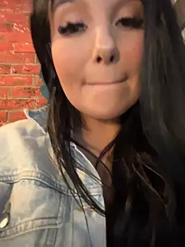 Tisha_Busty - TOP OFF under JACKET+SHAKE BOOBS in cafe
