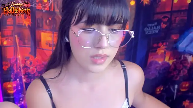Molly_cm - big squirt + show tits
