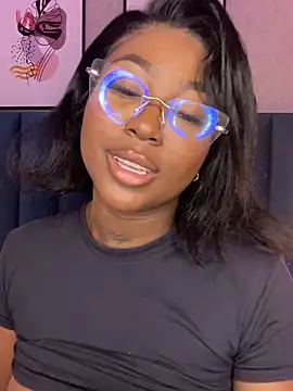 KishaMoore - Send me a kiss ❤💋