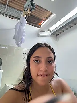MeggyMae_ - show my pussy + rub clit